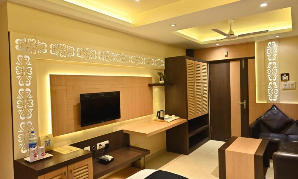 Hotel Royal Cottage Kanpur Esterno foto