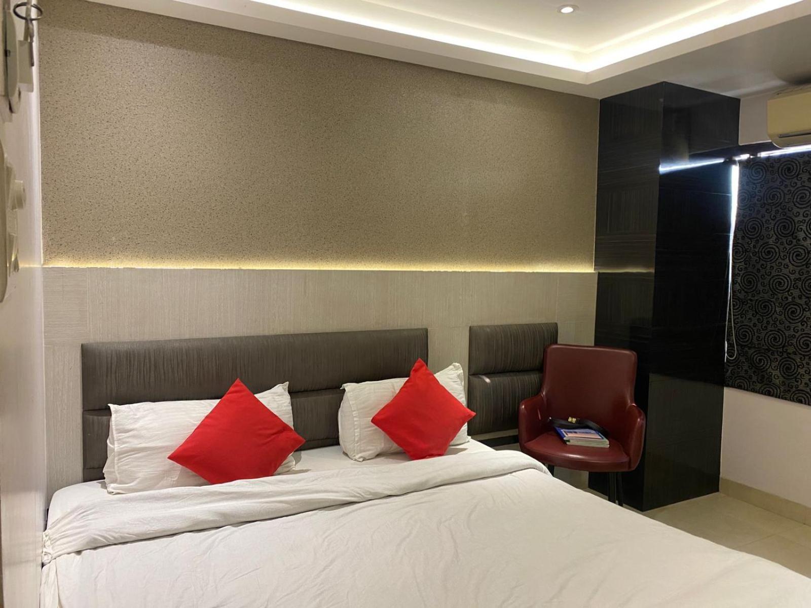 Hotel Royal Cottage Kanpur Esterno foto